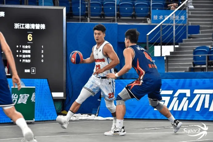 冠军：中超联赛德清赛区浙江德清普莱击败广东粤跑豹猫取得两连胜